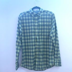 a flannel mens shirt